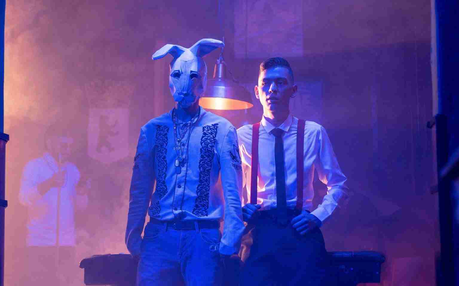 EL DJ FUMARATTO RECIBE UN “CHANCLETAZO”