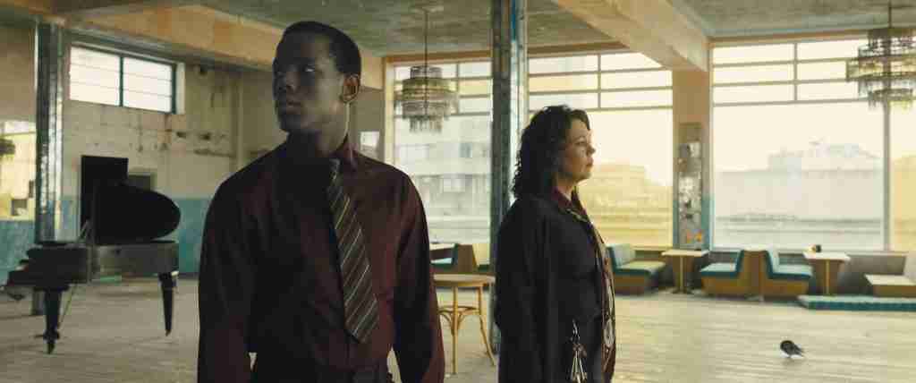 IMPERIO DE LUZ DIRIGIDA POR SAM MENDES